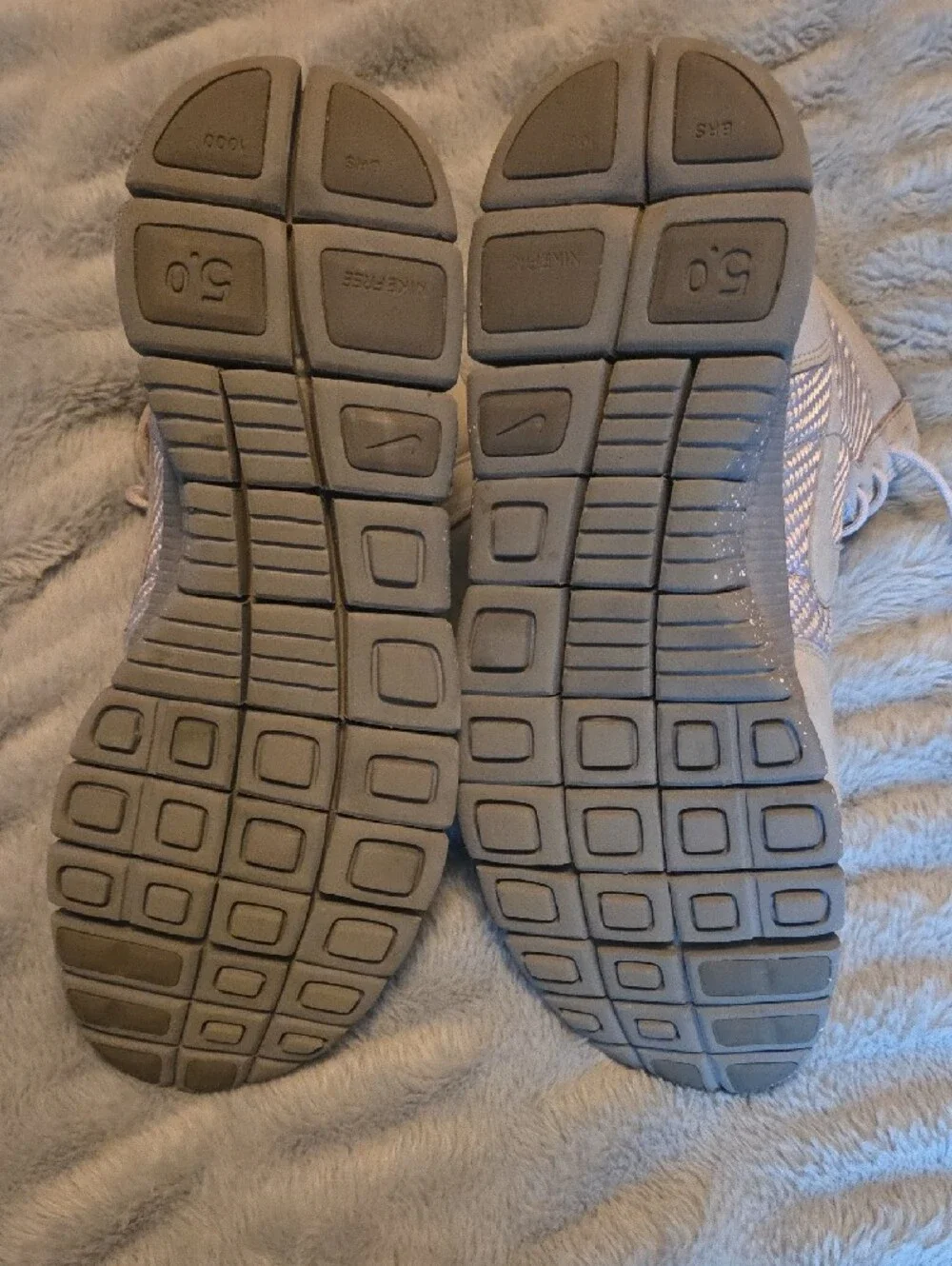 Nike Free Grey High-Top Athletic Boots. SZ 11.5